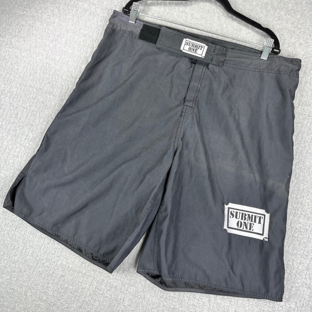 Submit One MMA Fight Shorts Men 40 Black UFC Tribal Dragon Grappling Combat Gear
